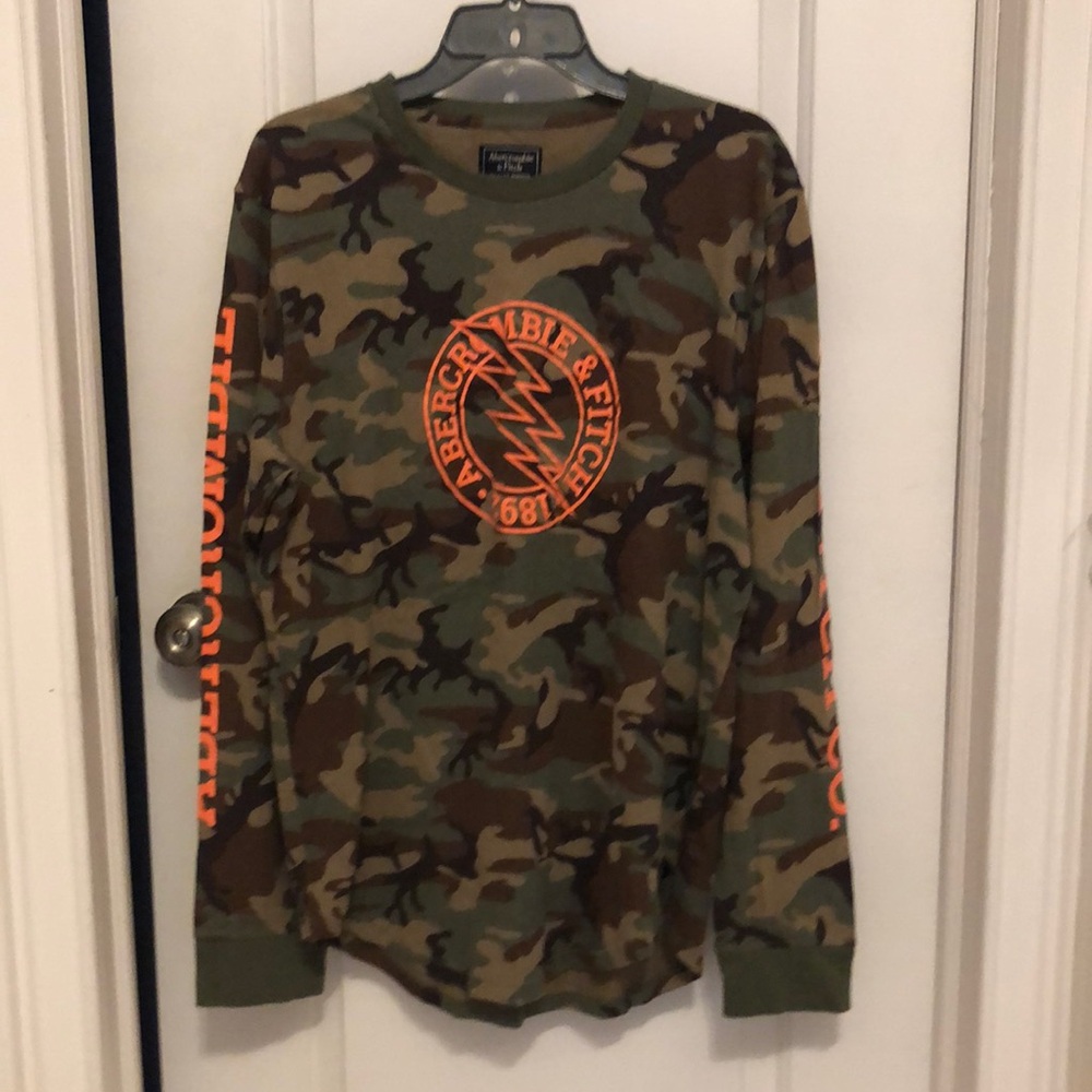 Abercrombie & Fitch Camo Long Sleeve Shirt